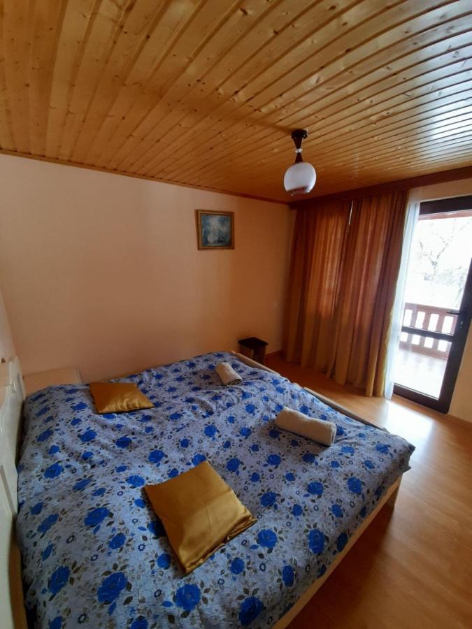 Jeiran Japaridze'S Guesthouse Местия Экстерьер фото