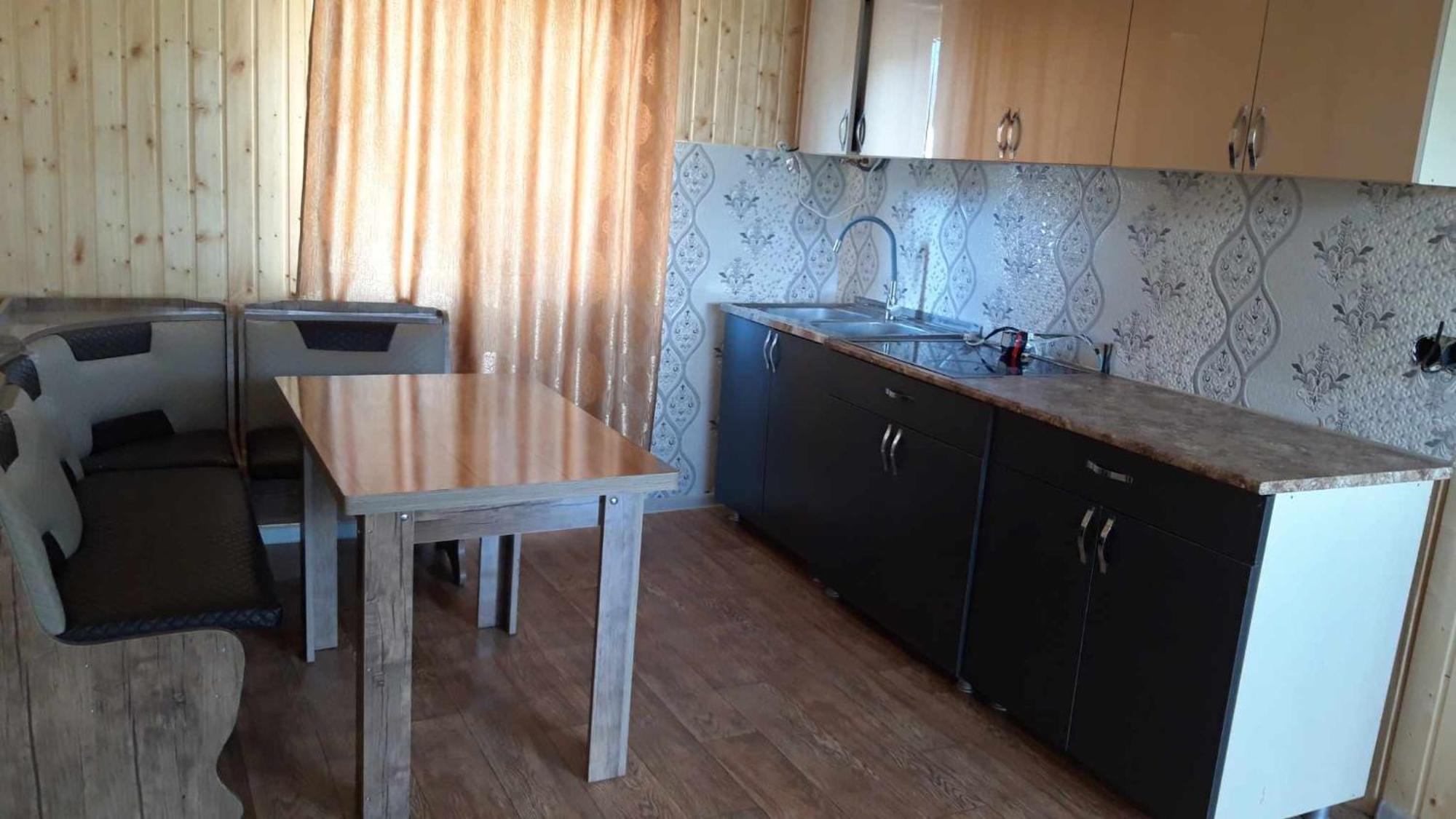 Jeiran Japaridze'S Guesthouse Местия Экстерьер фото