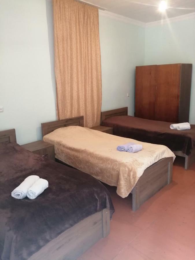 Jeiran Japaridze'S Guesthouse Местия Экстерьер фото