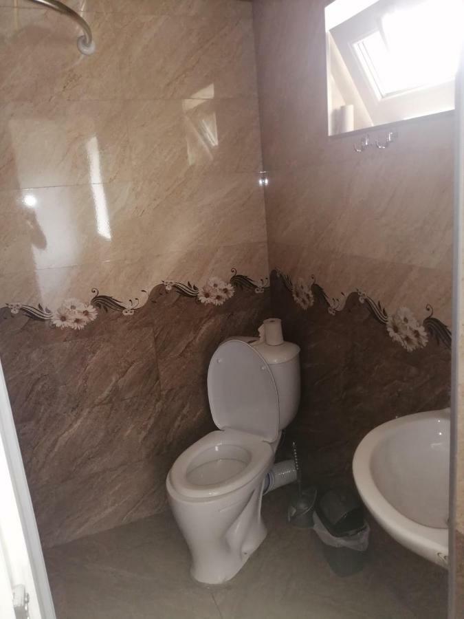 Jeiran Japaridze'S Guesthouse Местия Экстерьер фото