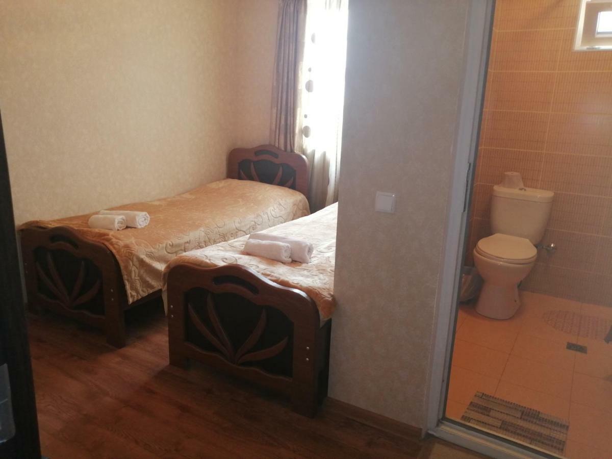 Jeiran Japaridze'S Guesthouse Местия Экстерьер фото